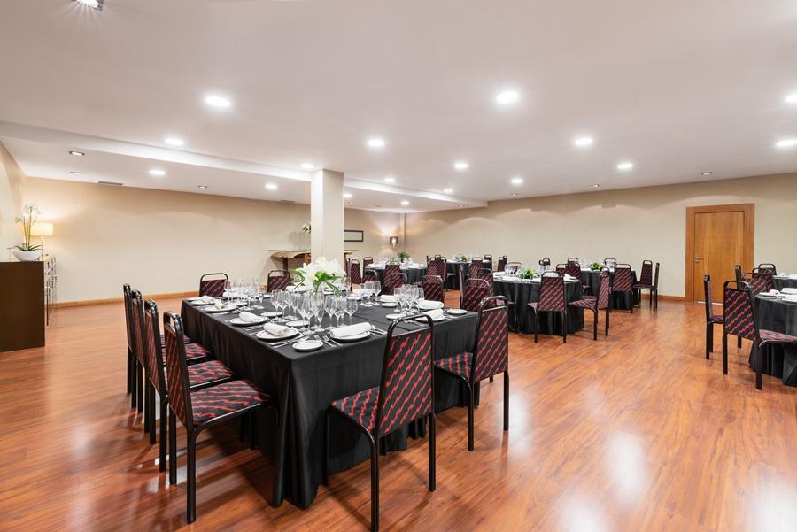 Hotel Crisol Riosol à León Extérieur photo