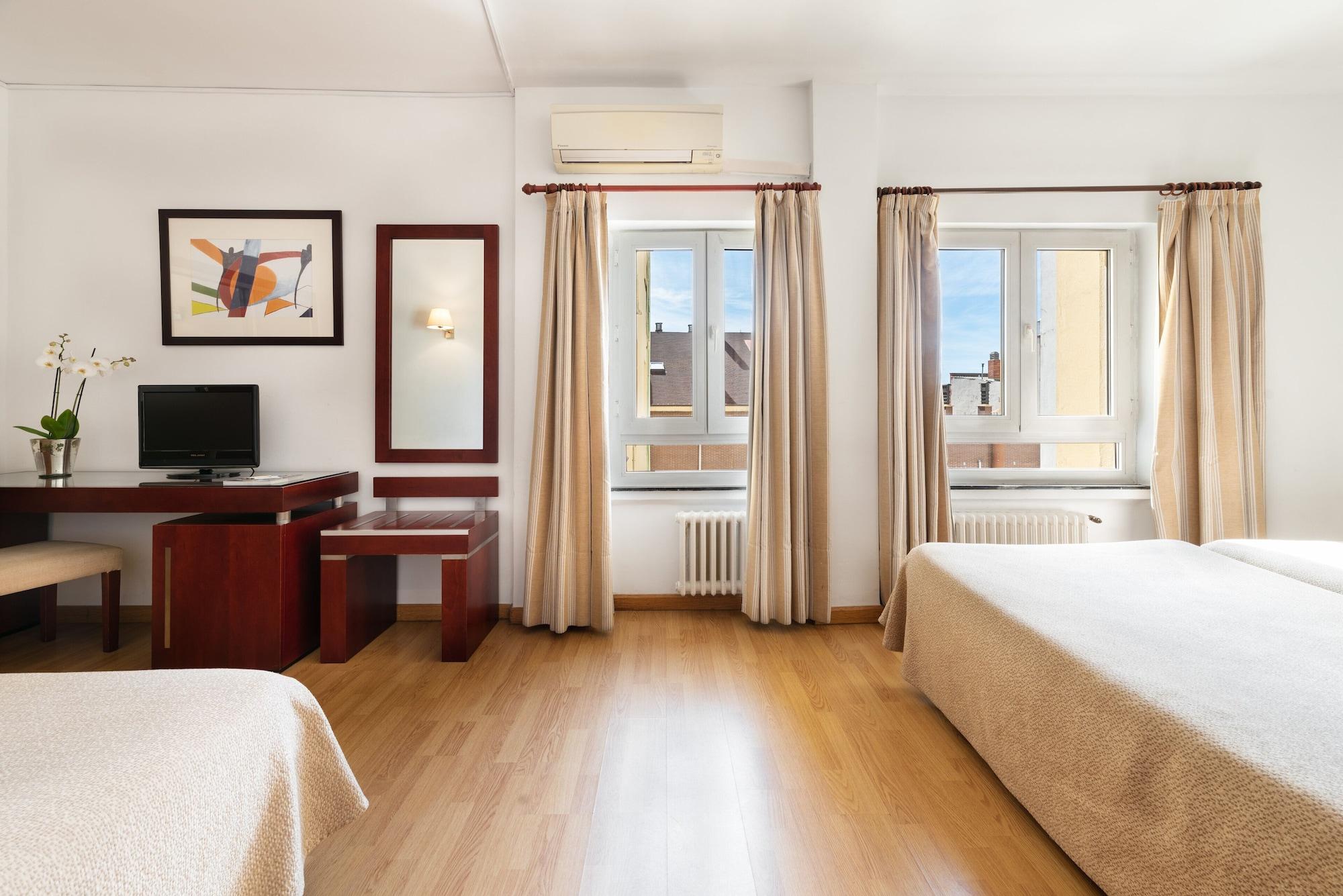 Hotel Crisol Riosol à León Extérieur photo