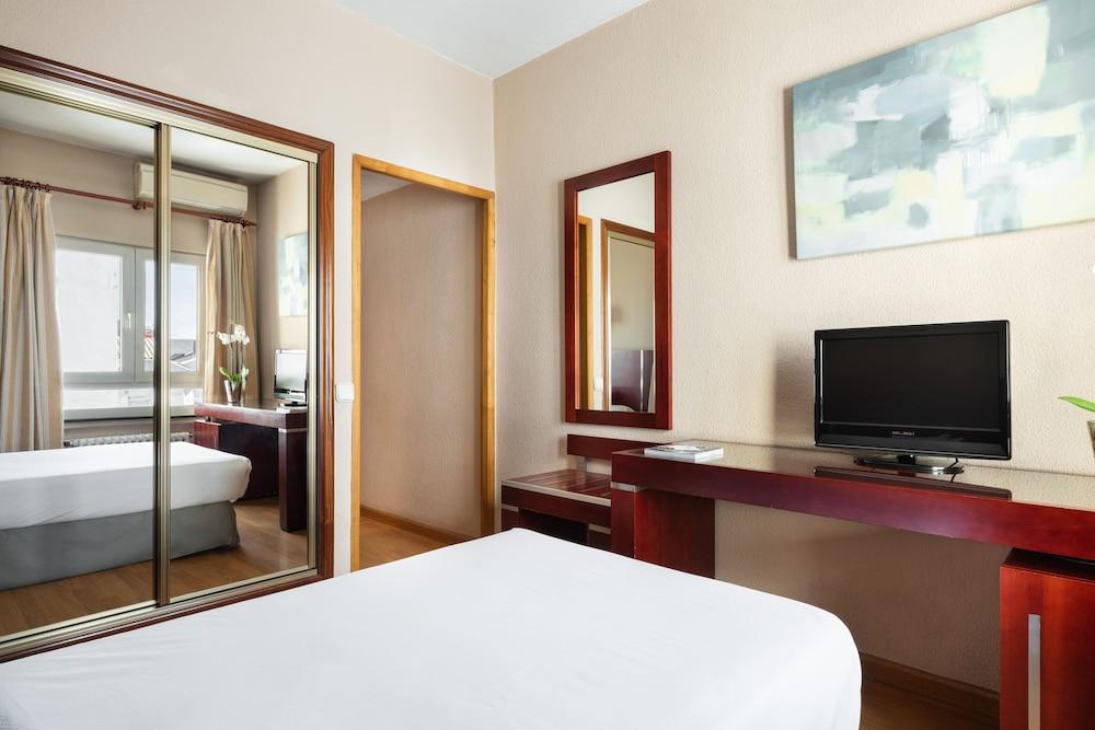 Hotel Crisol Riosol à León Extérieur photo