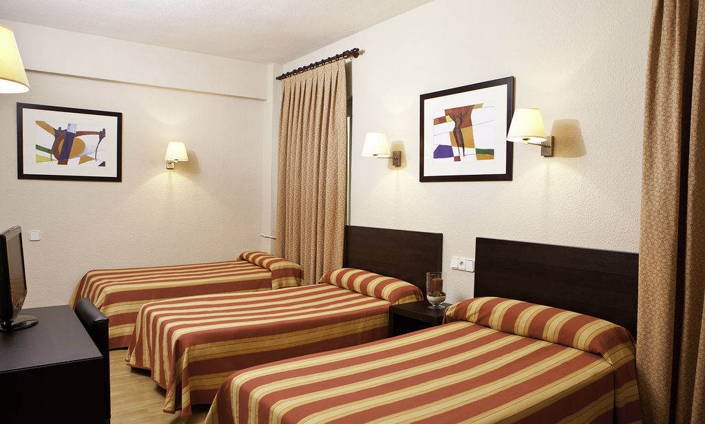 Hotel Crisol Riosol à León Extérieur photo